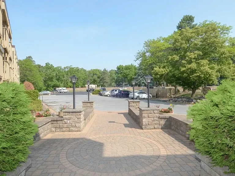 9400 Old Cedar Ave S #121 — Photo 18