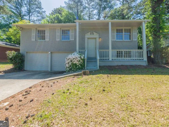 1477 Patricia Dr, Morrow, GA 30260