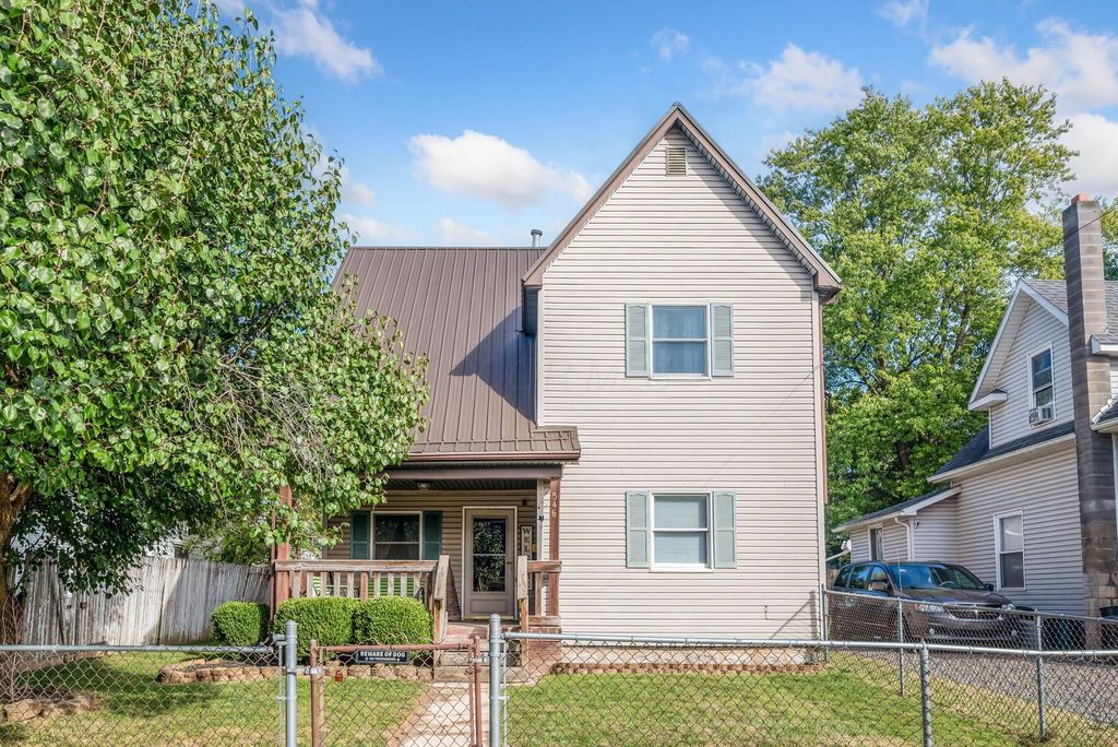 Real estate listing image