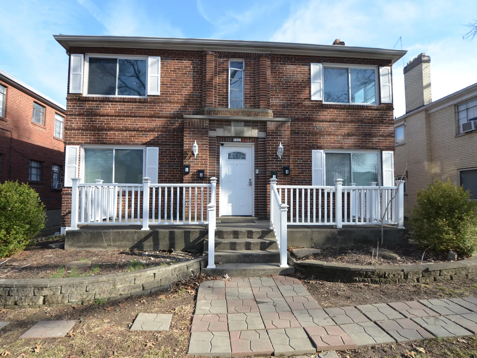 1 bed, 700 sqft, $895 — Photo 1