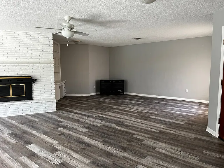 205 Melbourne Ave — Photo 3