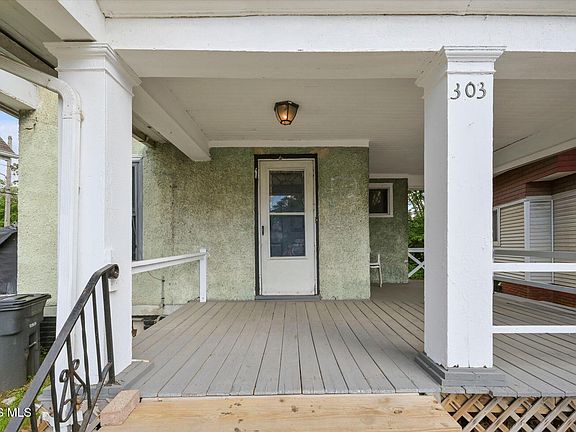 5th image of 303 Hillwood Dr