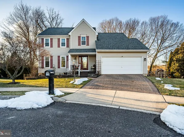 509 Thornberry Way, Royersford, PA 19468