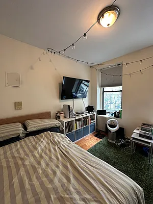Rented by Corcoran | media 1