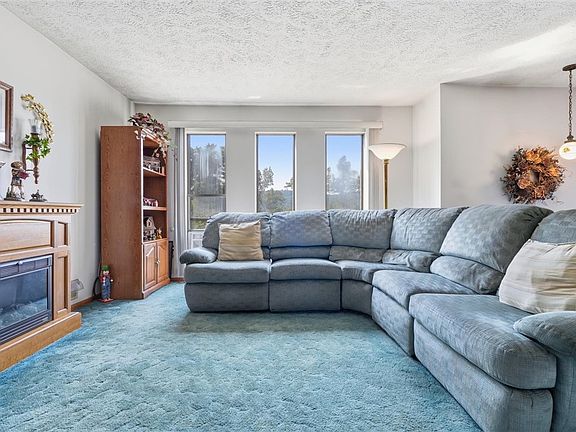 2nd image of 878 4th St