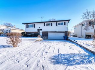 89 S Highview Ave, Addison, IL 60101