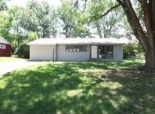 2125 SW Tara Ave, Topeka, KS 66611