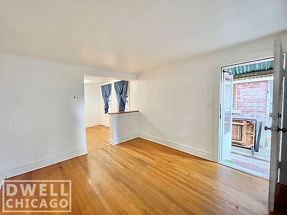 3rd image of 1809 W Wabansia Ave