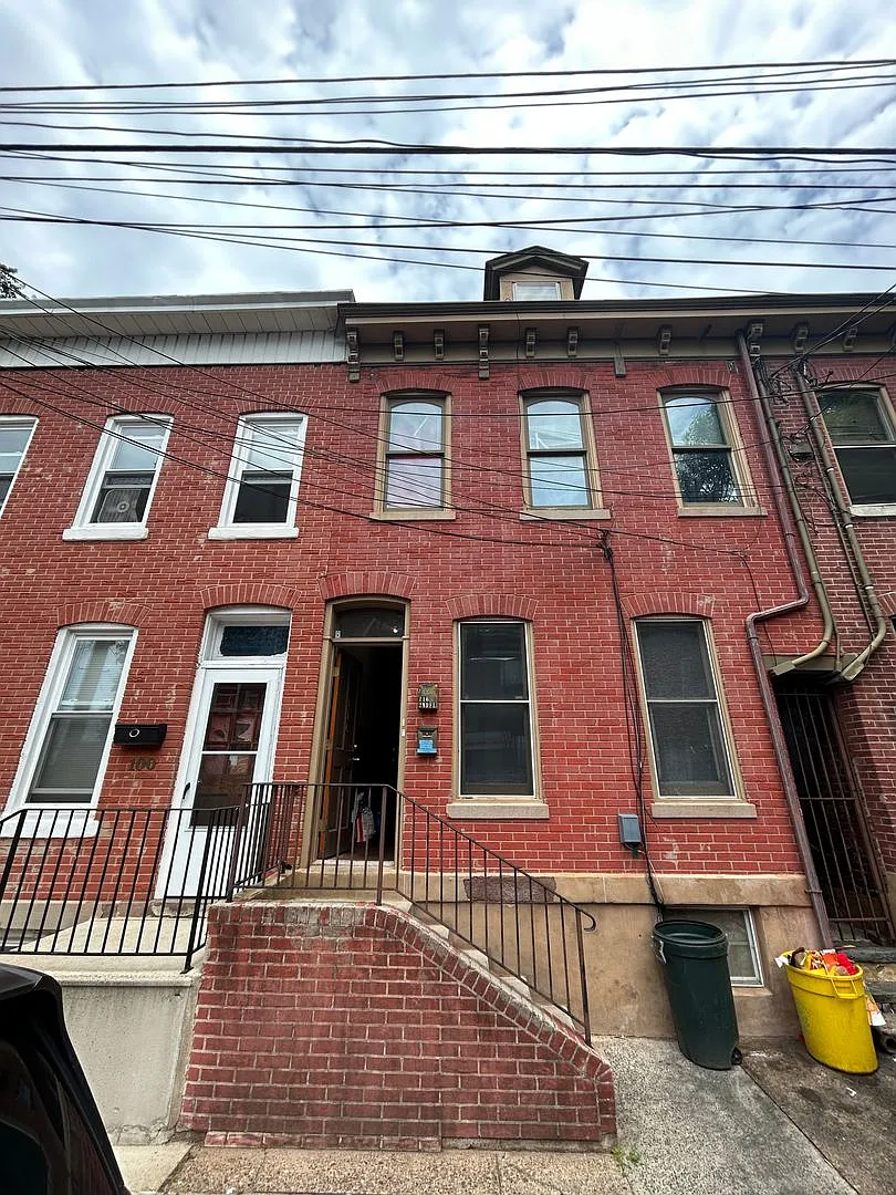 116 Pearl St — Photo 1