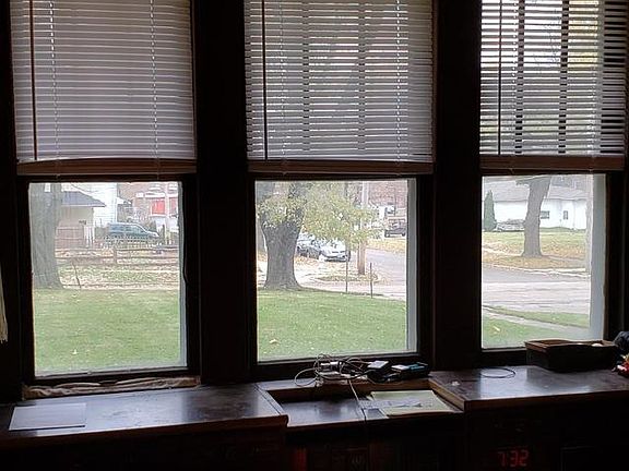 3rd image of 220 McKinley Ave