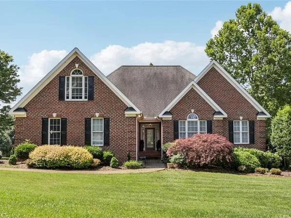 3741 Canter Dr, Trinity, NC 27370