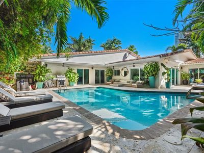 210 Ocean Blvd, Golden Beach, FL, 33160
