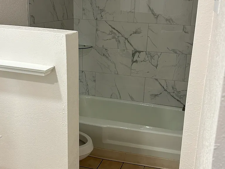 610 Georgetown Dr #10 — Photo 9