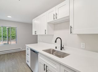 12748 Greenwood Ave N #201, Seattle, WA 98133