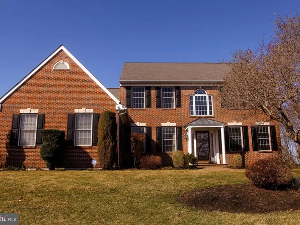 12 Wyndom Cir, Hockessin, DE 19707