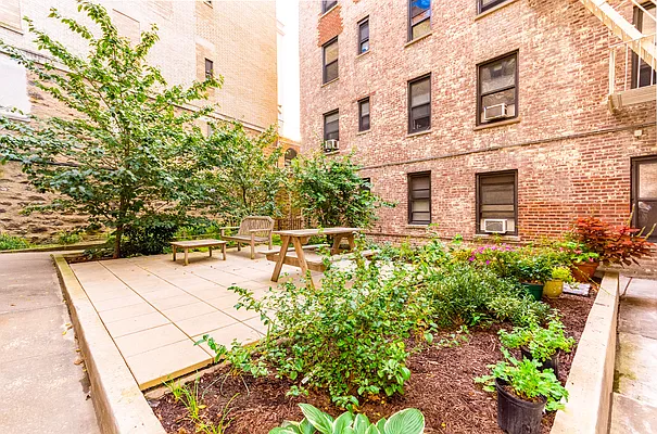 Sold by Brown Harris Stevens | media 22