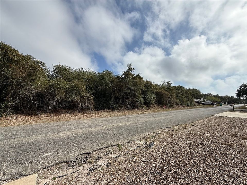 2nd image of 0 Saunders Ln