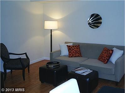Living Room Pic #2