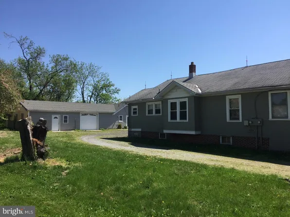 2180 Dante Ave, Vineland, NJ 08361