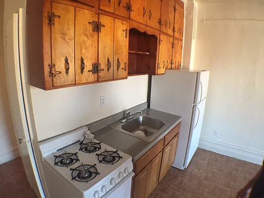 Rented by Benjamin Realty Group, Inc. | media 9