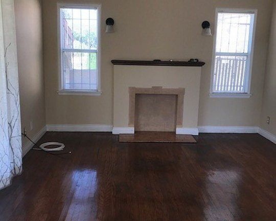 2nd image of 3425 1/2 W 59th Pl