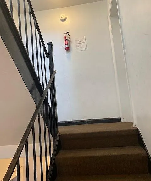 421 Burbank St SE #2 — Photo 9