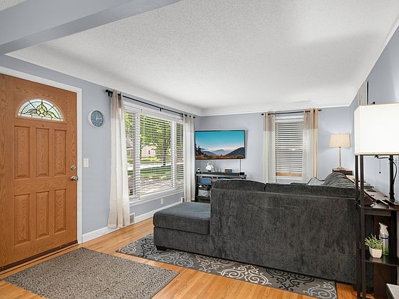 4th image of 8108 3rd Ave S