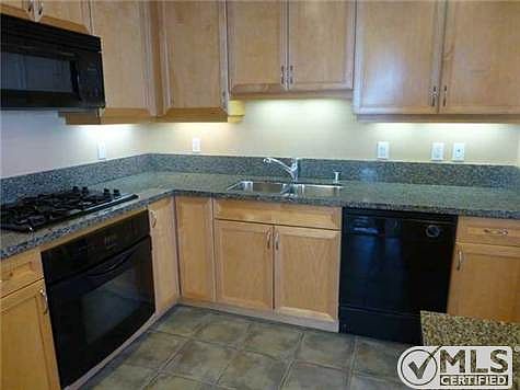 5th image of 510 1st Ave Unit 905