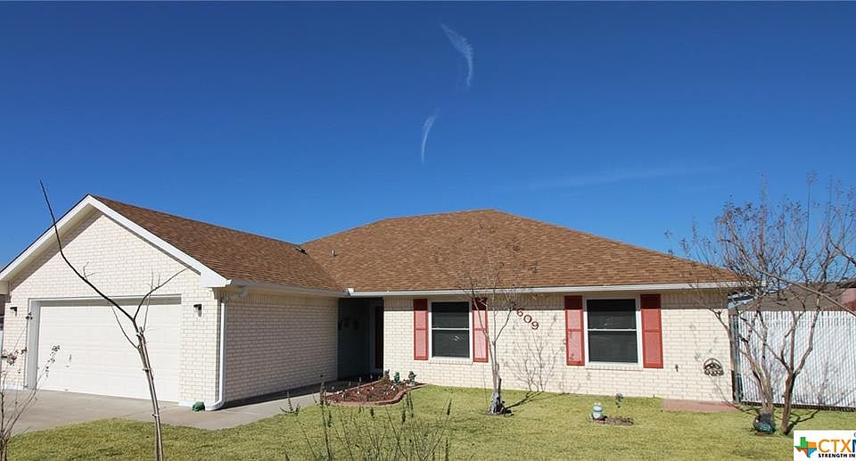 1st image of 2609 Southwood Dr