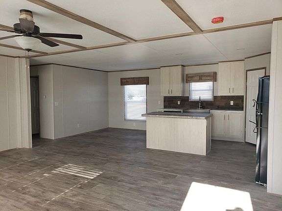 3rd image of 129 Pineland Ave #150