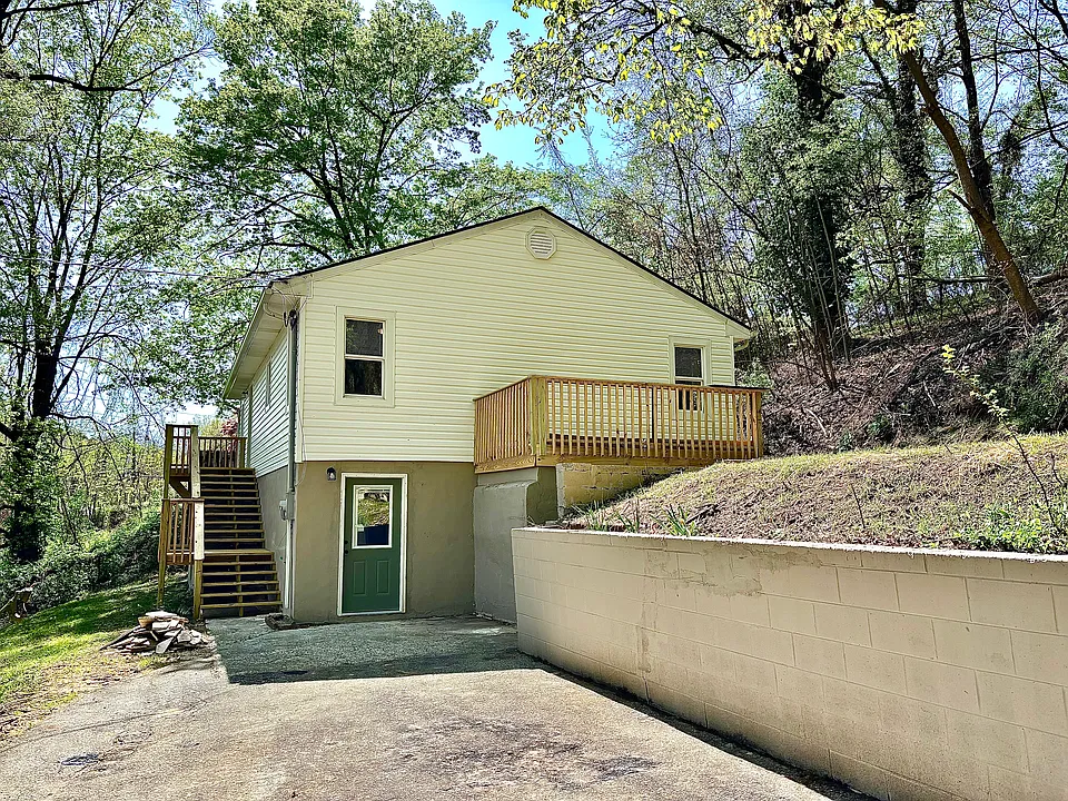 1658 Echo Ct