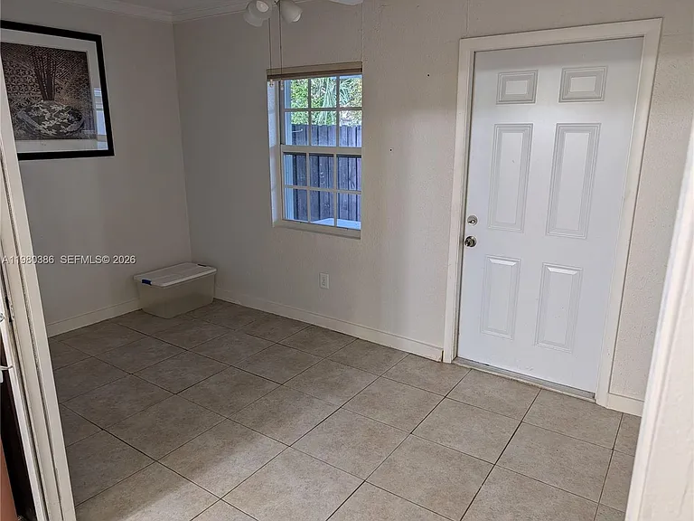 1037 SW 76th Ave #1037 — Photo 7