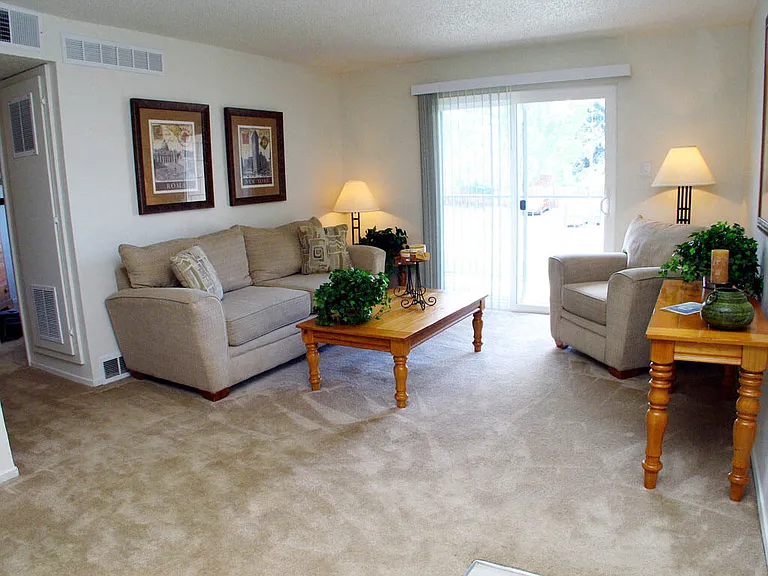 Timberleaf Apartments — Photo 7