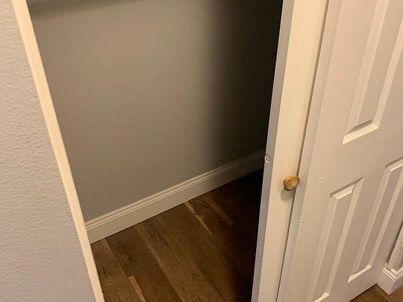 4th image of 9067 Villaridge Ct APT H