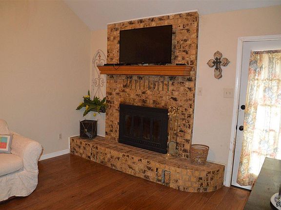 4th image of 18022 Briarcrest Dr