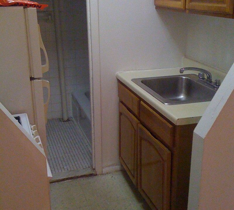 1st image of 417 E 6th St APT 14
