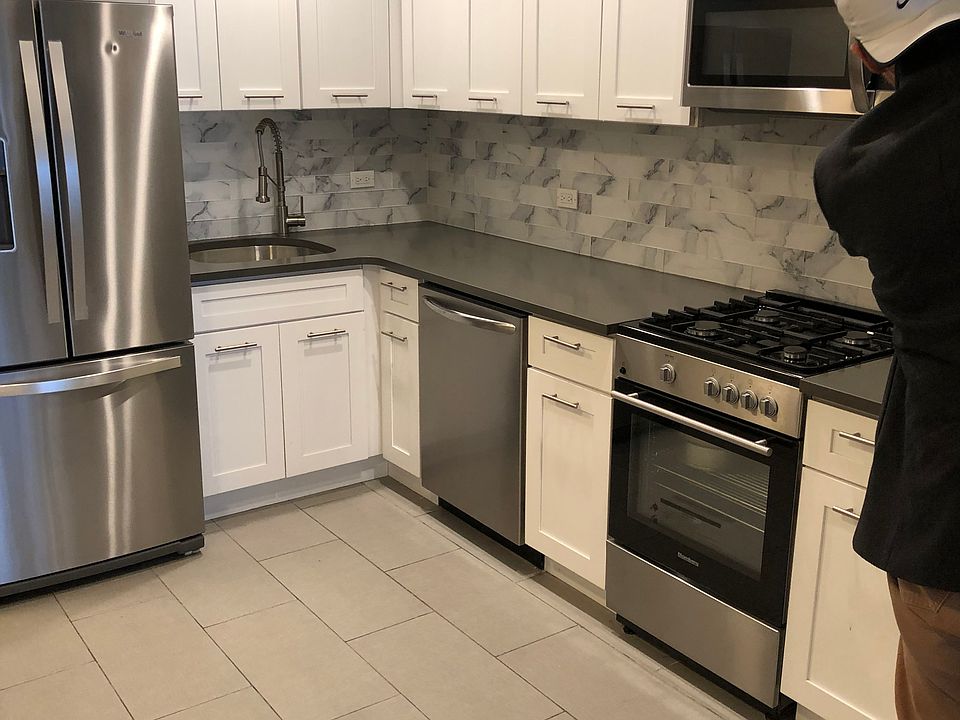 1st image of 48 W 68th St APT 5A