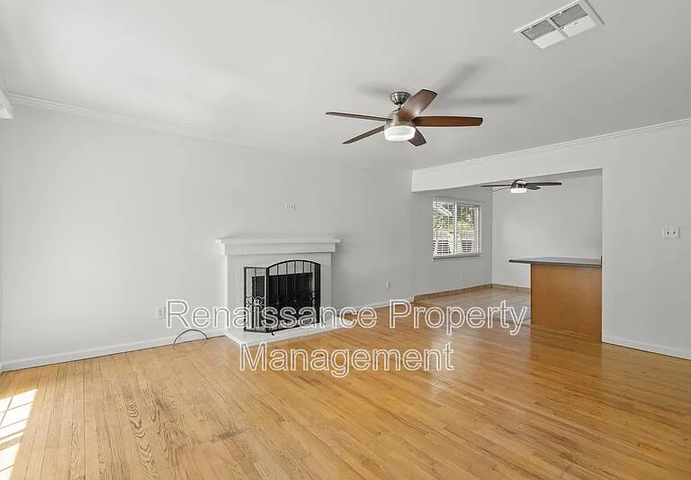 5619 N El Dorado St — Photo 8