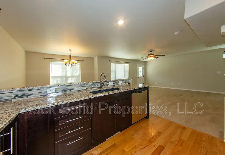 1031 Old Town Ln #1 — Photo 15