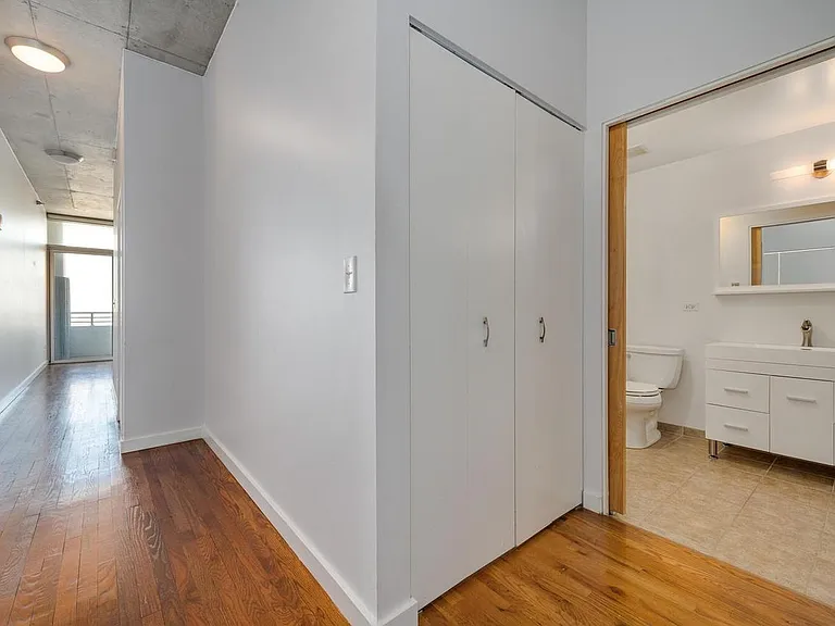 1720 S Michigan Ave #1215 — Photo 8