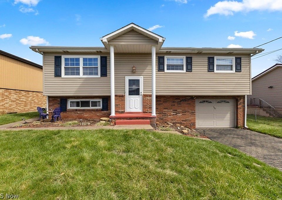1st image of 115 Arena Dr