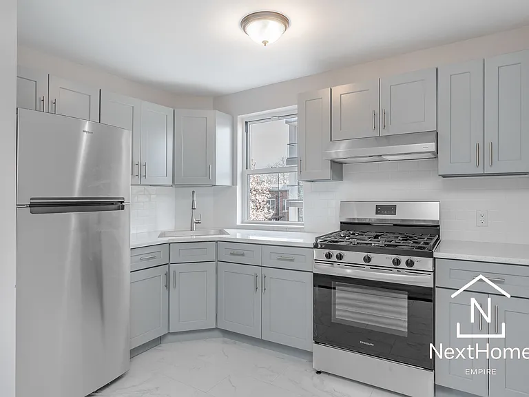 37-14 28th St #2 — Photo 1