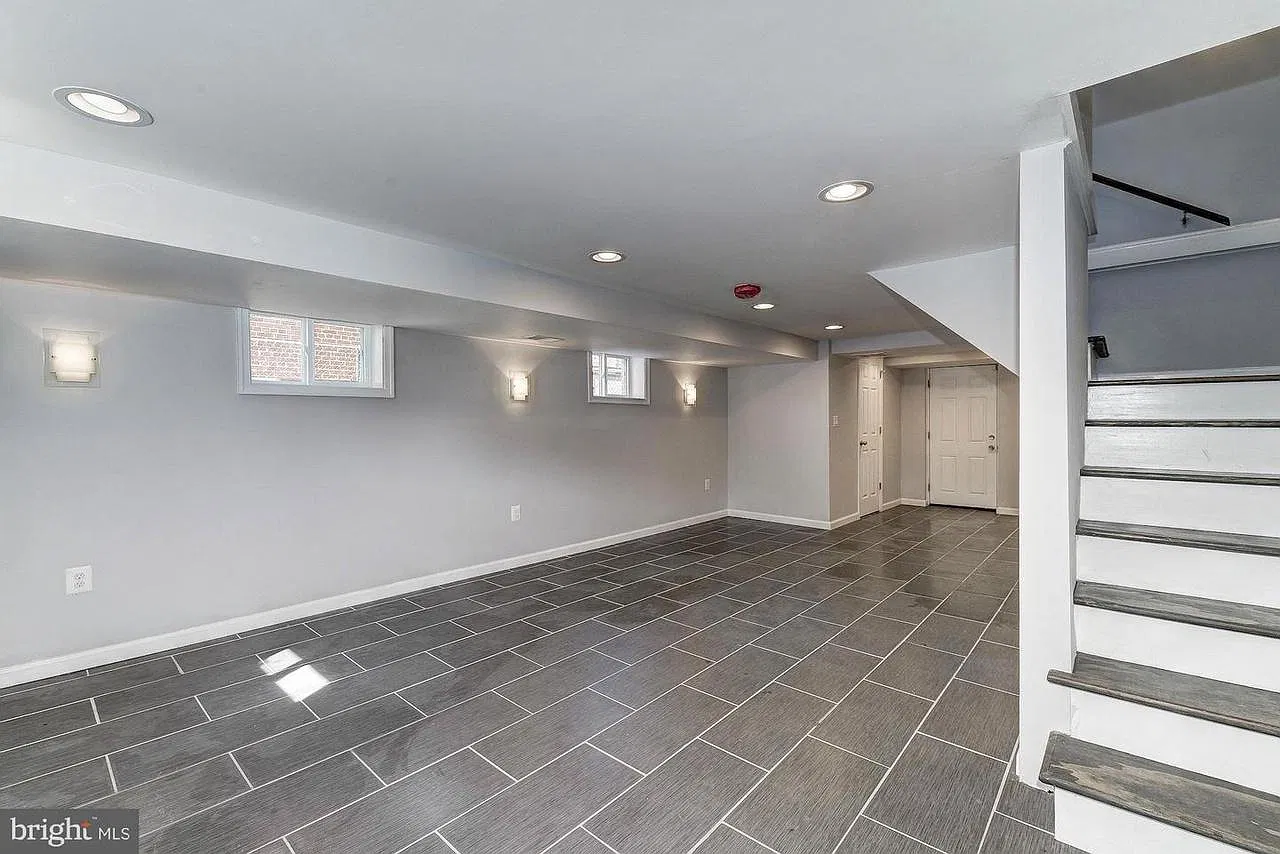 1214 Savannah St SE — Photo 4