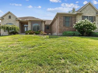 6104 Rose Petal Dr, Cincinnati, OH 45247