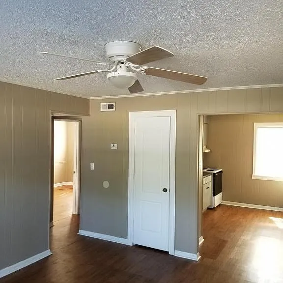 3674 Deans Bridge Rd #9 — Photo 2