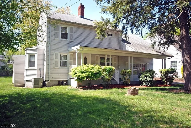 29 Olcott St photo 1