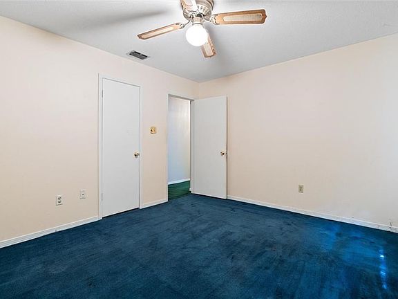 4th image of 5415 Greenleaf Rd