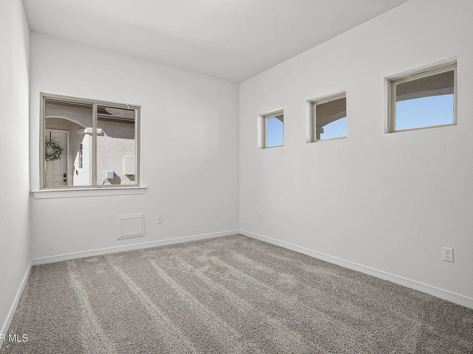 3 bed, 2.0 bath, 1447 sqft, $1,650 — Photo 4