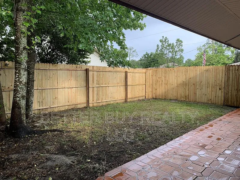 3 bed, 2.0 bath, 1486 sqft, $1,695 — Photo 3