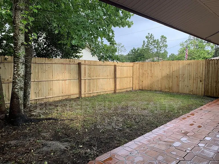 25 Plain View Dr #B — Photo 3